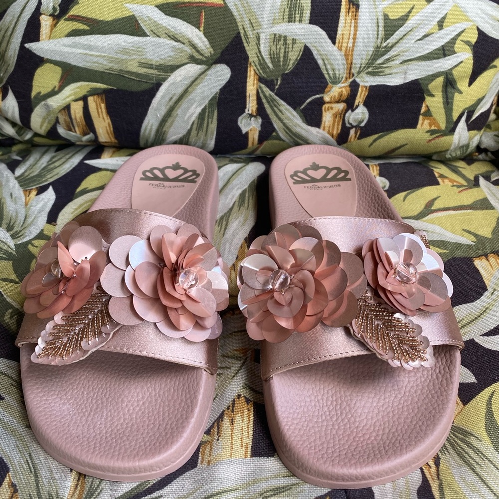 Fergalicious slides by Fergie